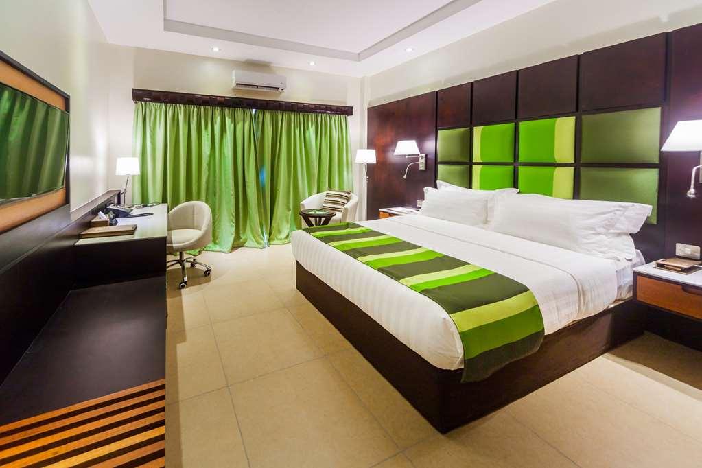 Best Western Premier Garden Hotel Энтеббе Номер фото