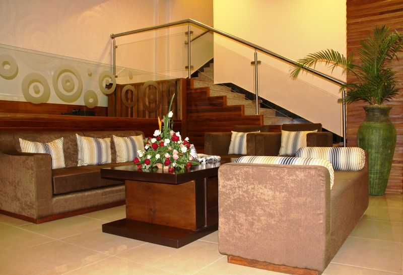 Best Western Premier Garden Hotel Энтеббе Экстерьер фото