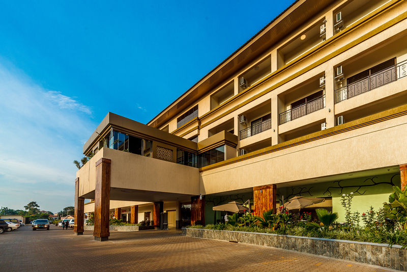 Best Western Premier Garden Hotel Энтеббе Экстерьер фото