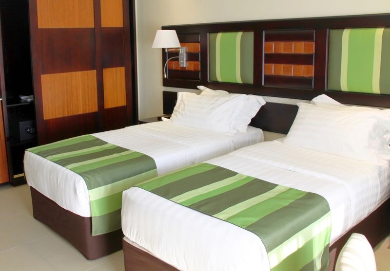 Best Western Premier Garden Hotel Энтеббе Экстерьер фото