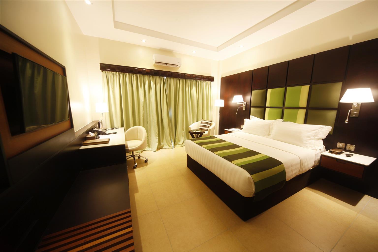 Best Western Premier Garden Hotel Энтеббе Экстерьер фото