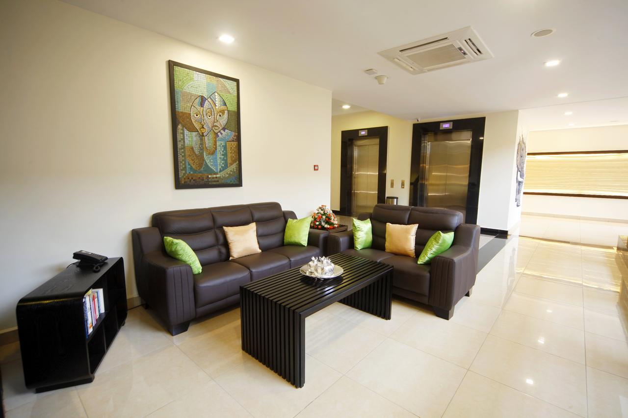 Best Western Premier Garden Hotel Энтеббе Экстерьер фото