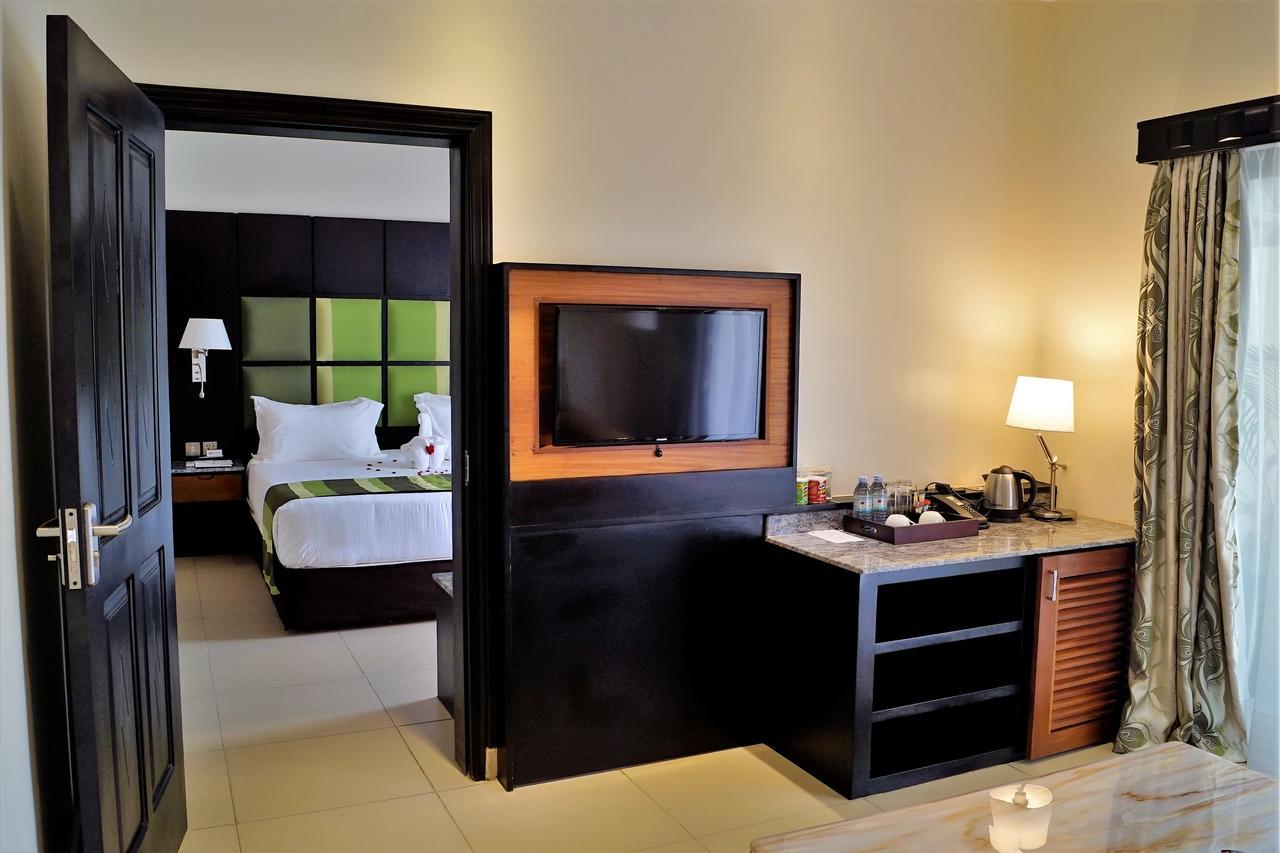 Best Western Premier Garden Hotel Энтеббе Экстерьер фото